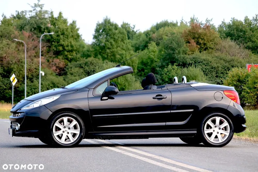 Peugeot 207 2009 photo 3
