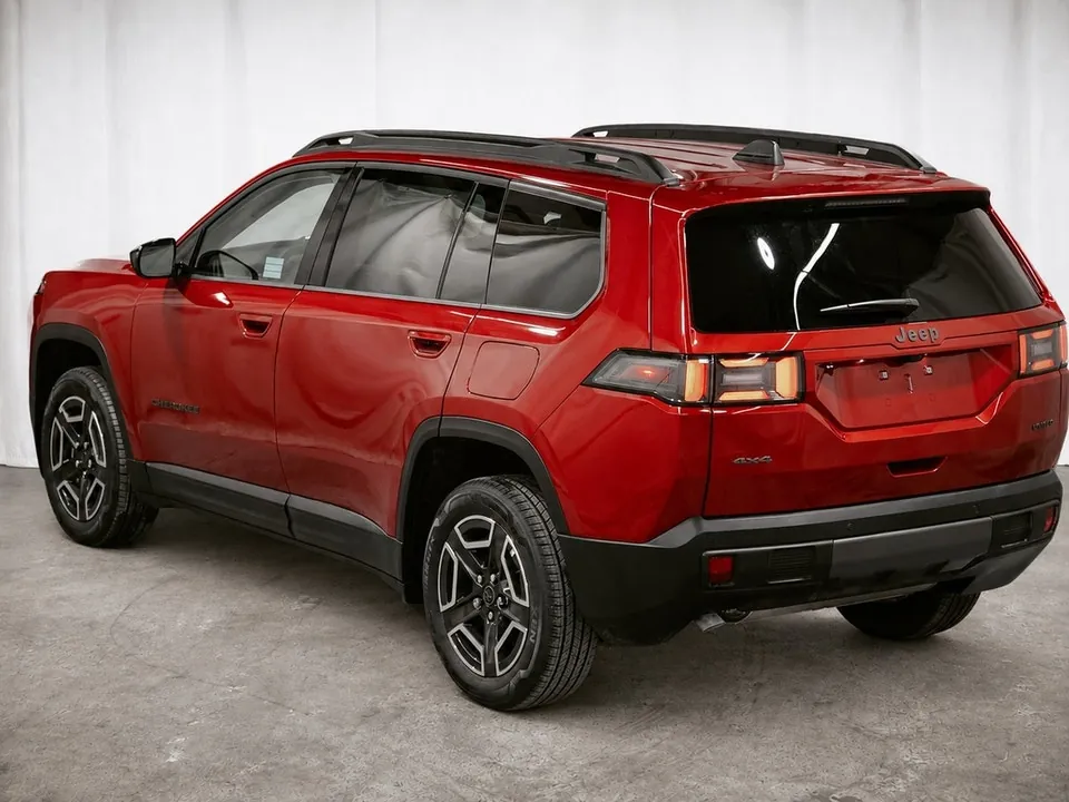 Jeep Cherokee 2026 photo 4