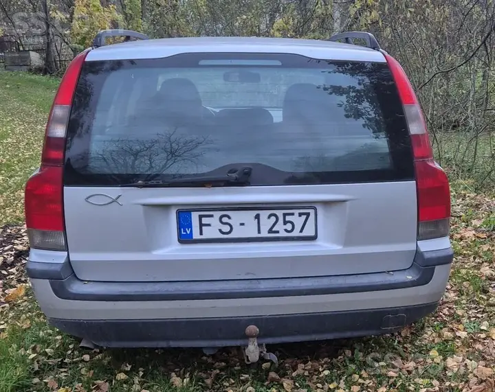 Volvo V70 2001 photo 3