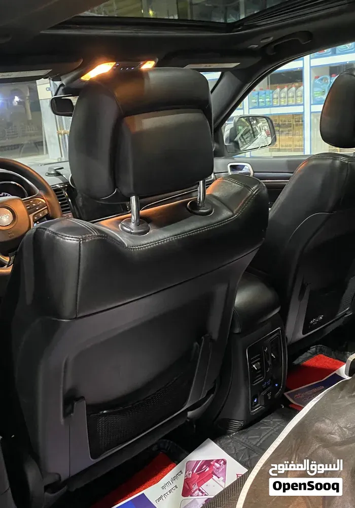 Jeep Grand Cherokee 2021 photo 3