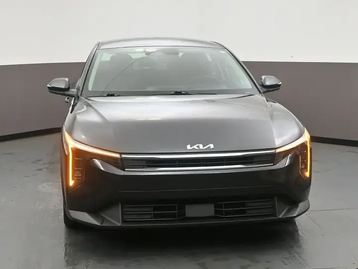Kia K4 2025 photo 2