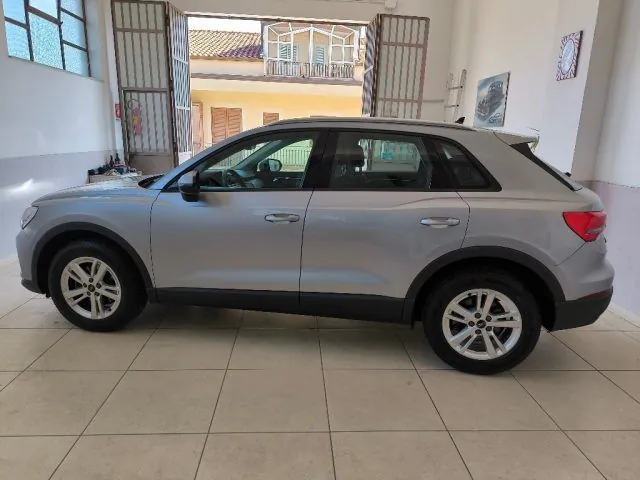 Audi Q3 2021 photo 3