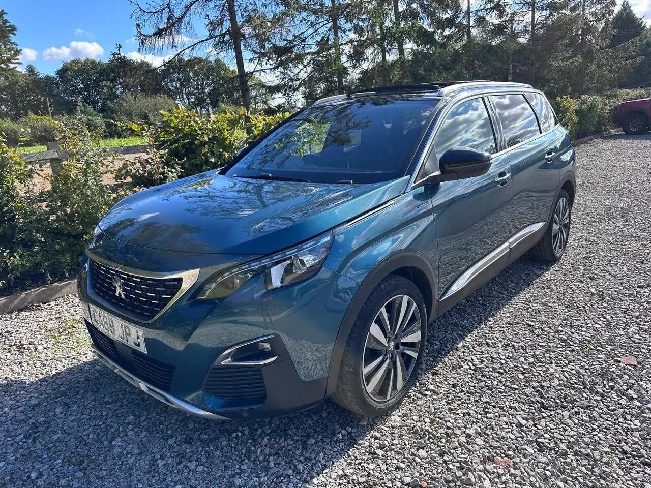 Peugeot 5008 2018 photo 3