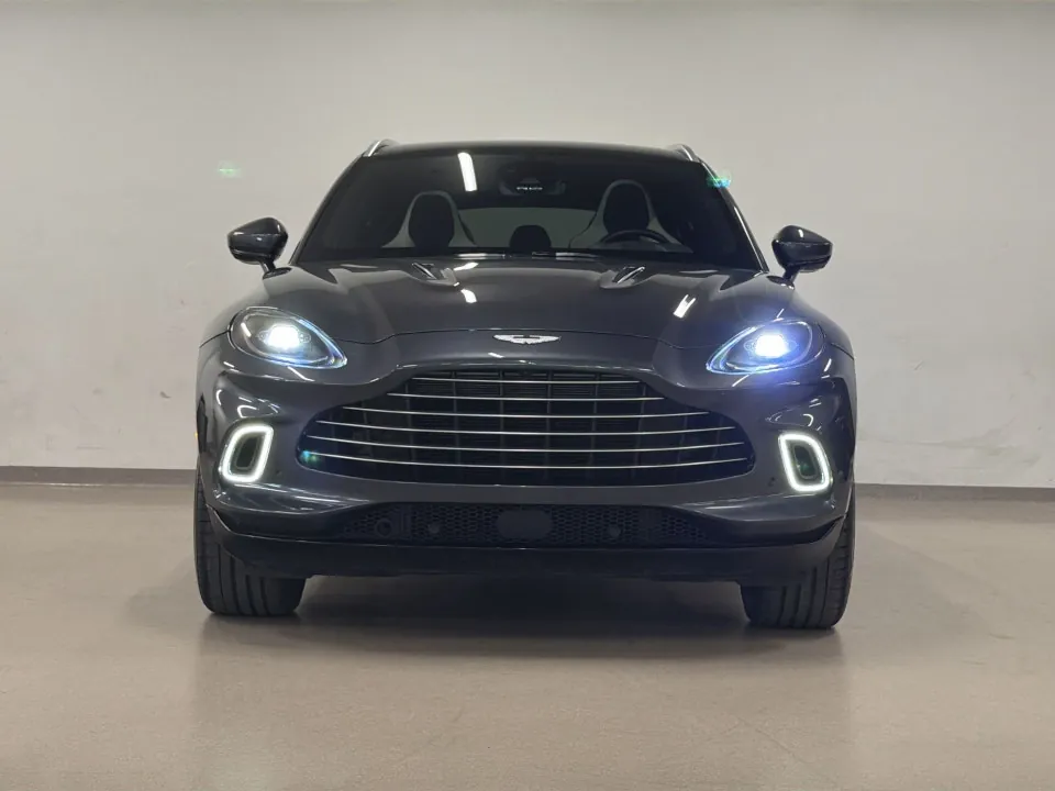 Aston Martin Dbx 2023 photo 3