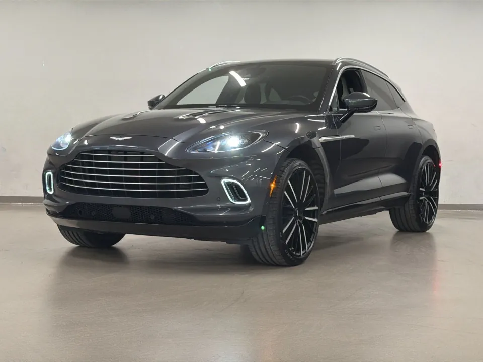Aston Martin Dbx 2023 photo 4