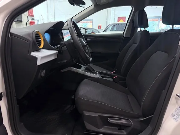 Seat Arona 2023 photo 3
