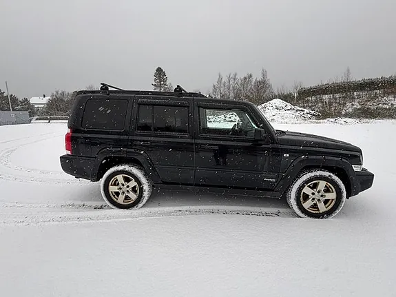 Jeep Commander 2008 photo 4