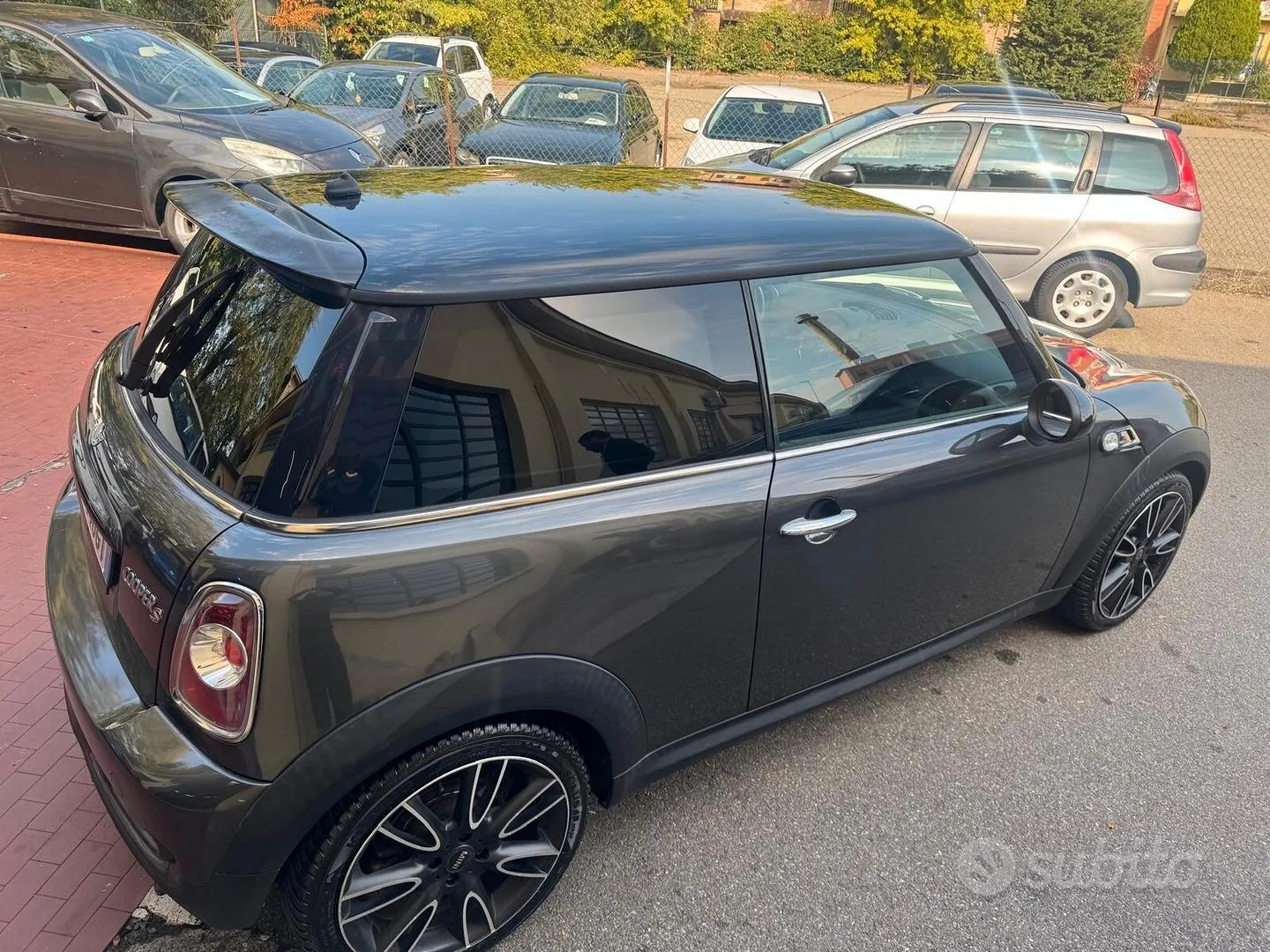 Mini Cooper S 2010 photo 4