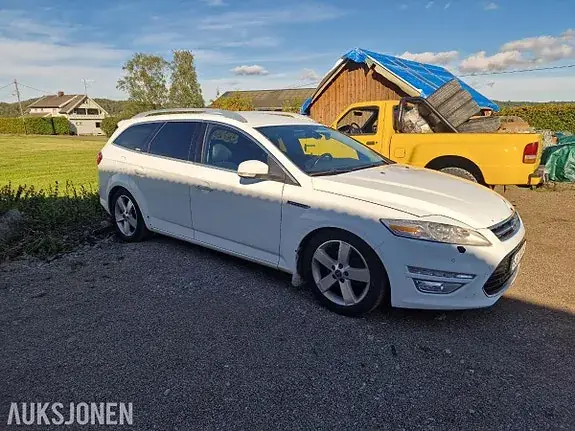 Ford Mondeo 2012 photo 2