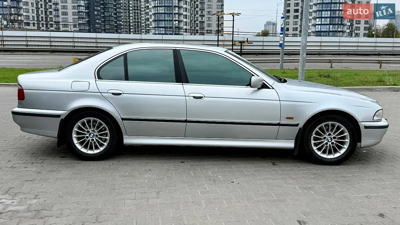 BMW 5 Series 1999 photo 4