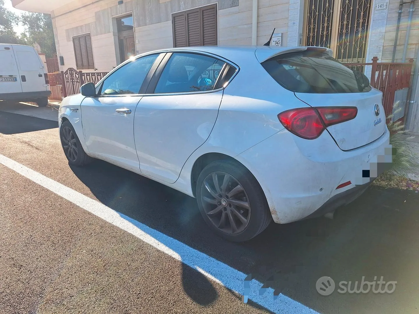Alfa Romeo Giulietta 2012 photo 2