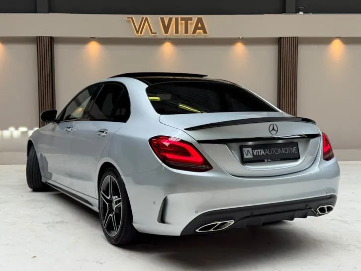 Mercedes-Benz C-Class 2019 photo 3