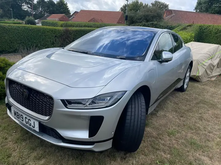 Jaguar I-Pace 2019 photo 2