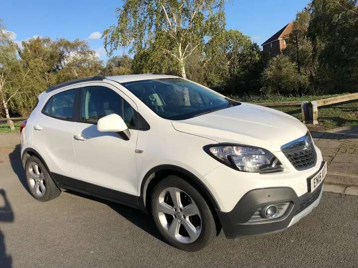 Vauxhall Mokka 2015 photo 2