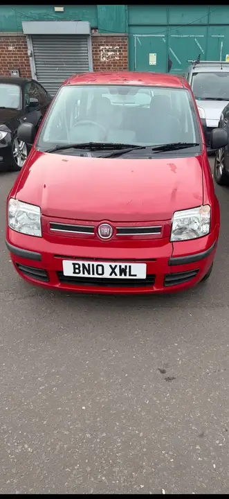 Fiat Panda 2010 photo 2