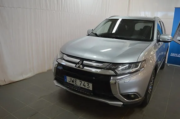 Mitsubishi Outlander 2016 photo 2