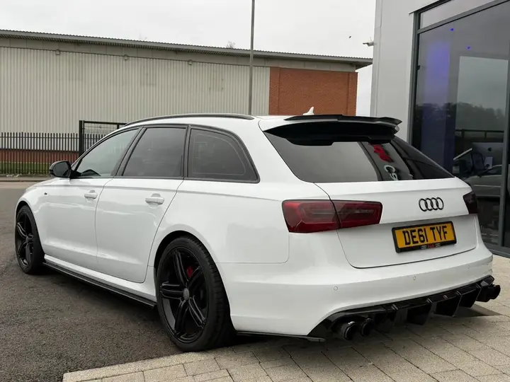 Audi A6 Avant 2011 photo 5