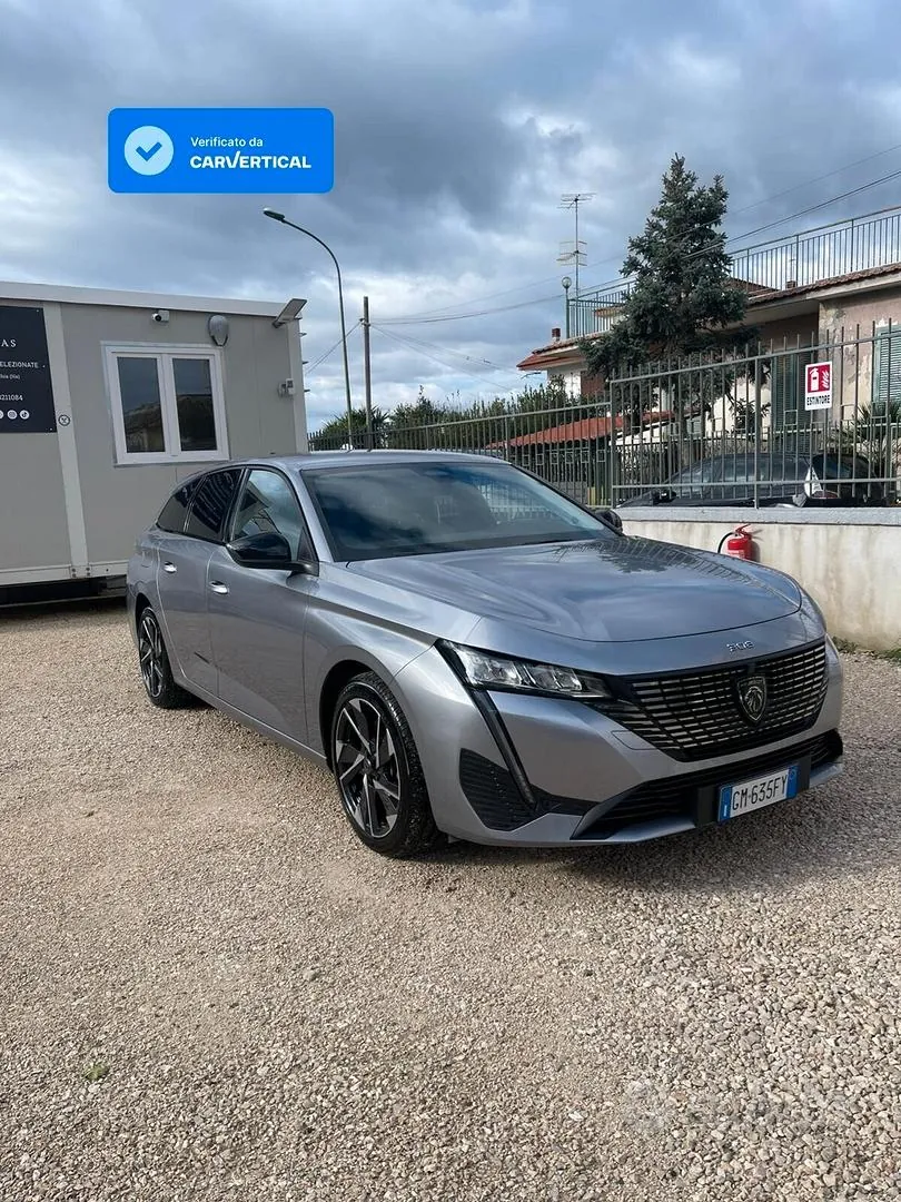 Peugeot 308 2023 photo 3