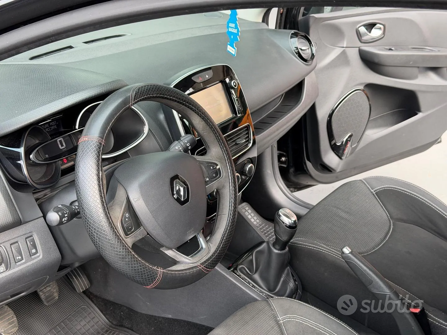 Renault Clio 2017 photo 5