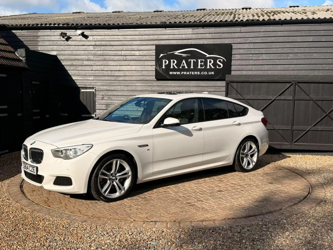 BMW 5 Series 2015 photo 2