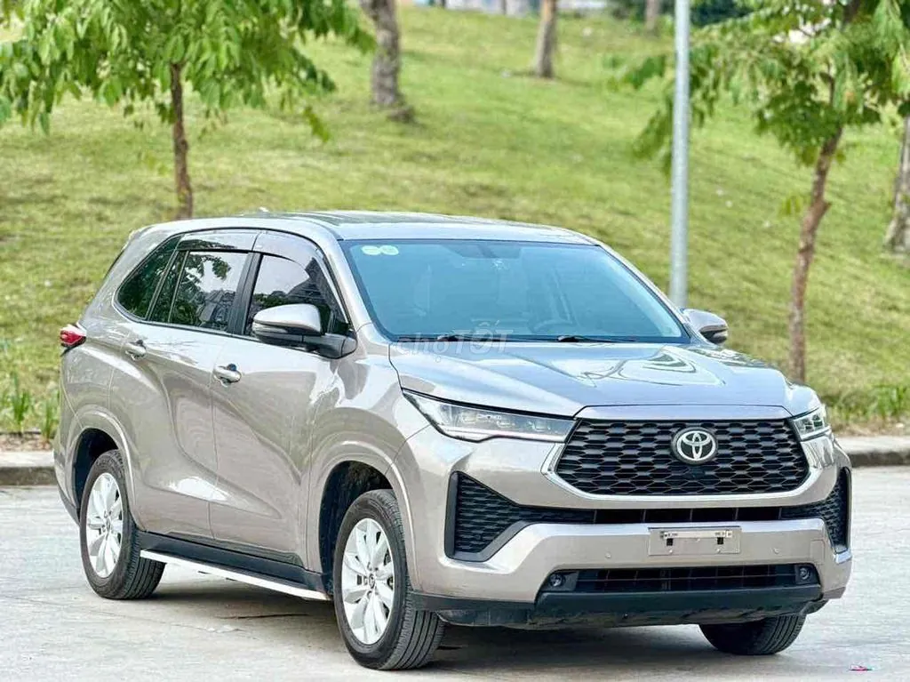 Toyota Innova Cross 2025 photo 3