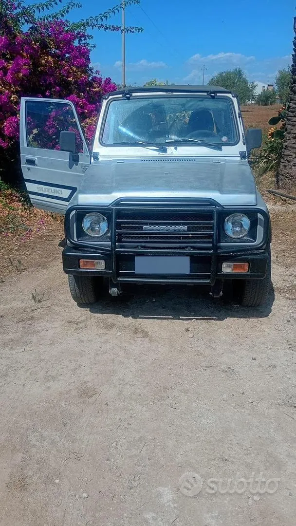 Suzuki Samurai 1986 photo 3