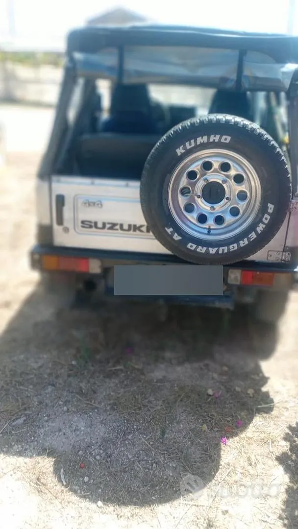 Suzuki Samurai 1986 photo 4
