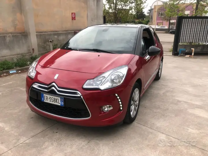 DS Automobiles Ds 3 2013 photo 2