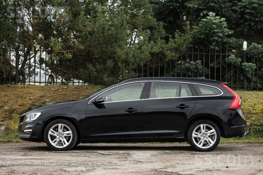 Volvo V60 2014 photo 2