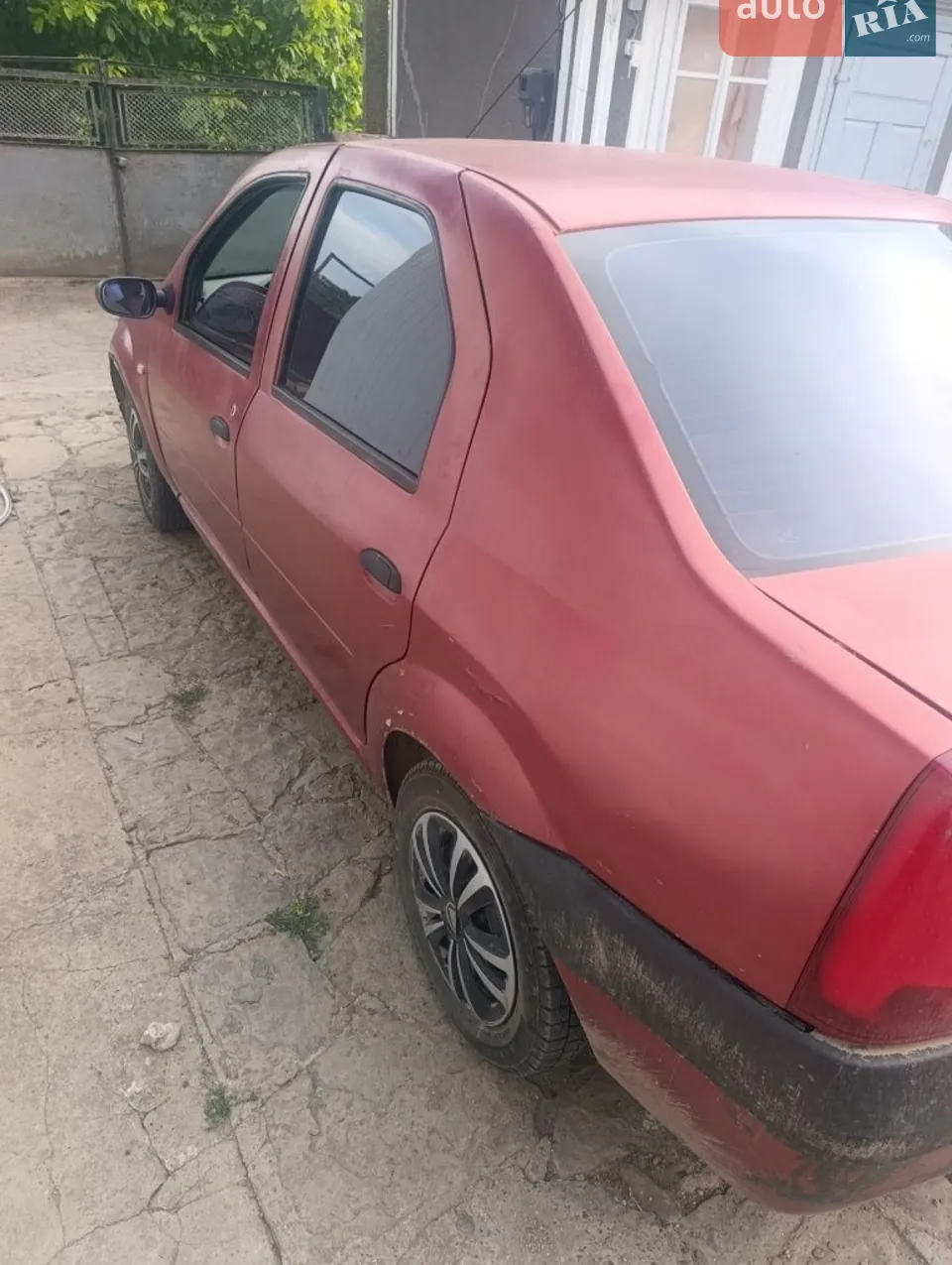 Dacia Logan 2007 photo 2