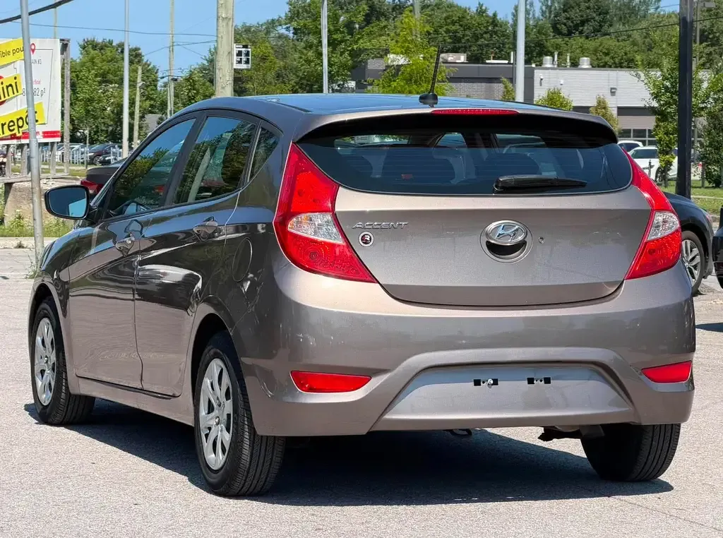 Hyundai Accent 2013 photo 3