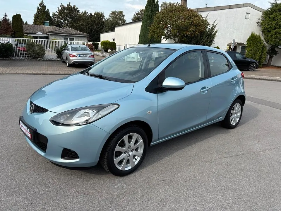 Mazda 2