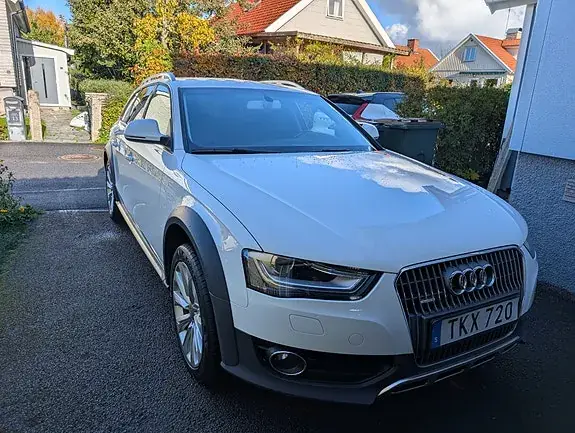 Audi A4 Allroad 2015 photo 2
