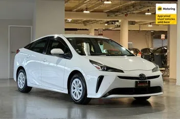 Toyota Prius 2020 photo 2