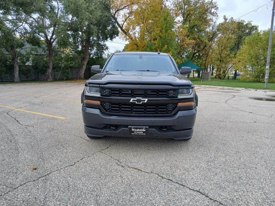 Chevrolet Silverado 1500 2016 photo 2