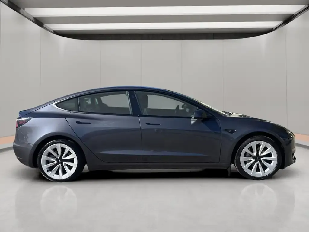 Tesla Model 3 2021 photo 3