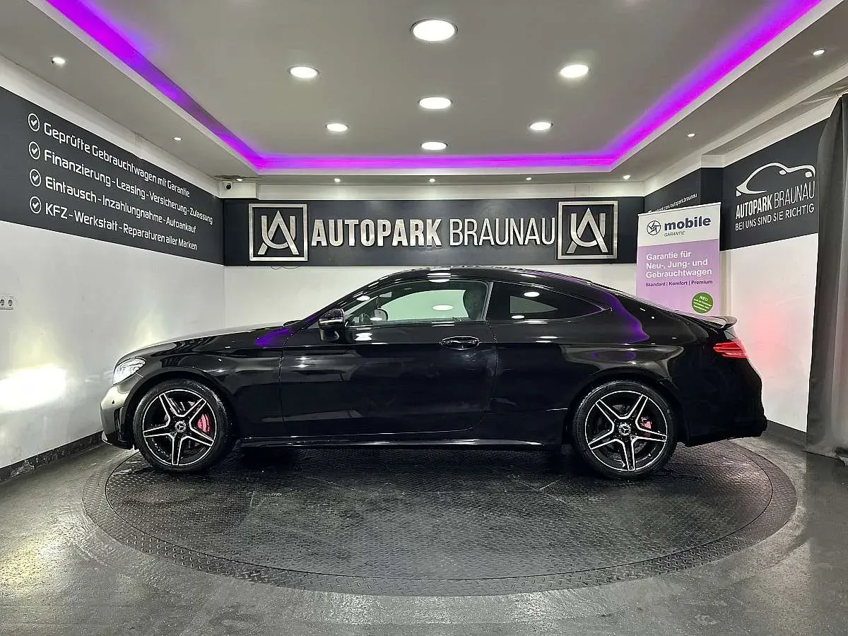 Mercedes-Benz C-Class 2019 photo 3