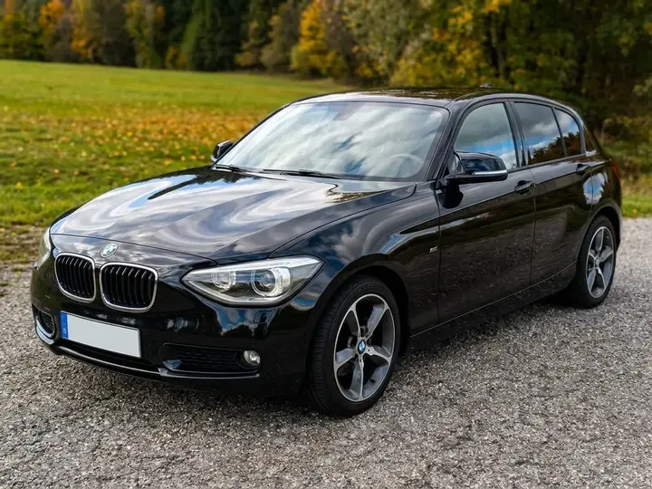 BMW 1 Series 2012 photo 2