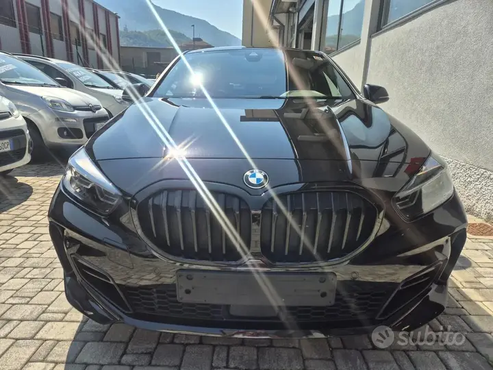 BMW 118I 2025 photo 5
