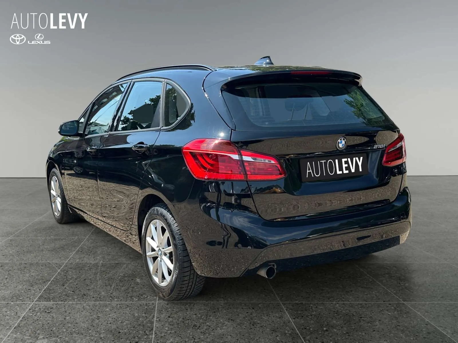 BMW 218 2018 photo 4