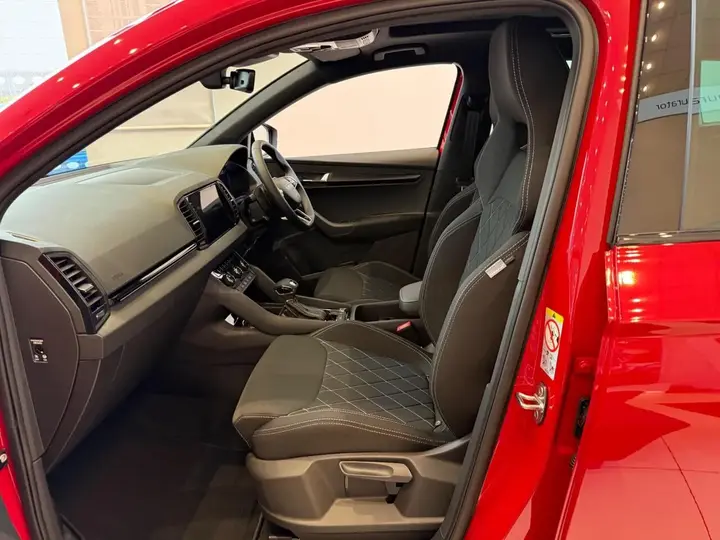 Skoda Karoq 2026 photo 5