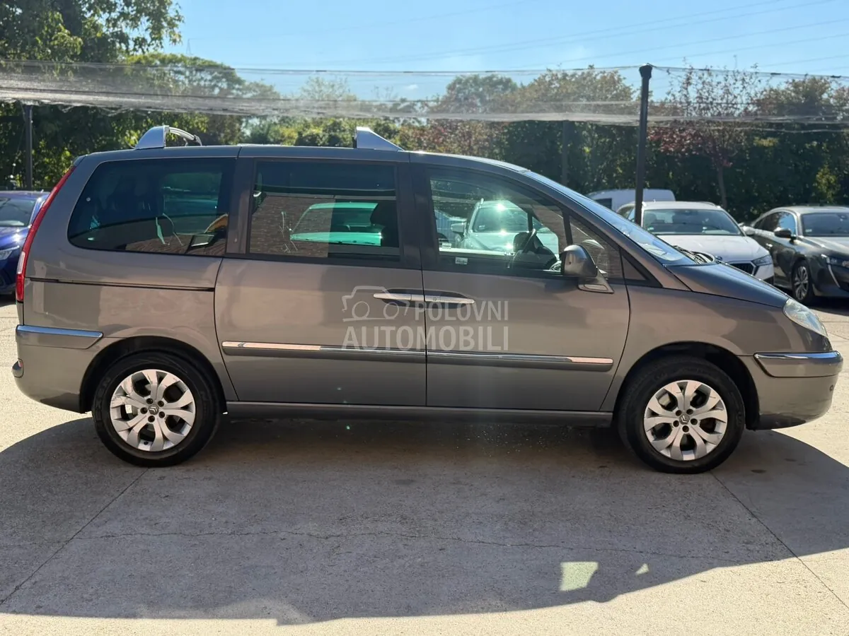 Citroen C8 2010 photo 4