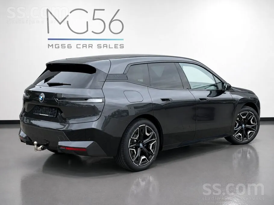BMW Ix 2023 photo 3