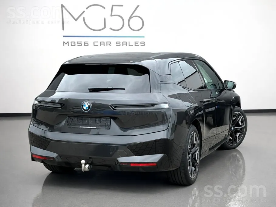BMW Ix 2023 photo 4