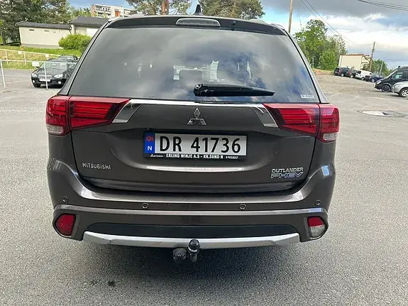 Mitsubishi Outlander 2018 photo 5