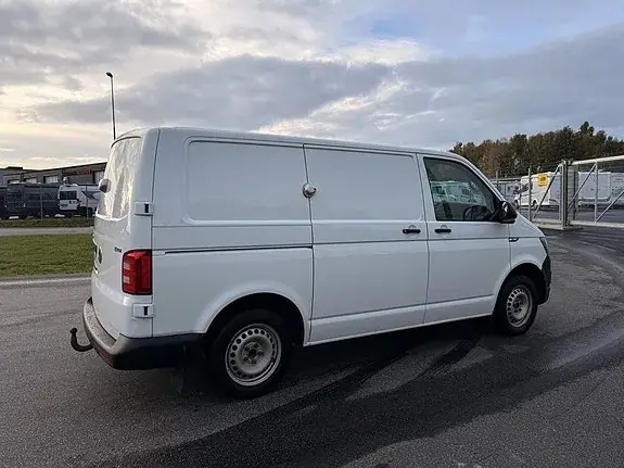 Volkswagen Transporter 2018 photo 4