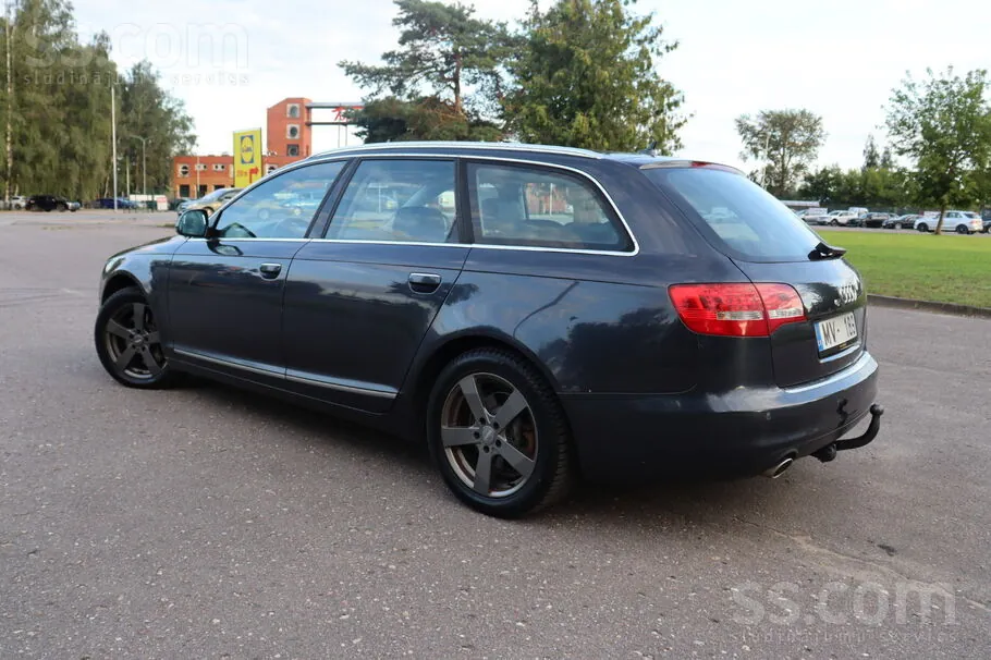 Audi A6 2010 photo 4