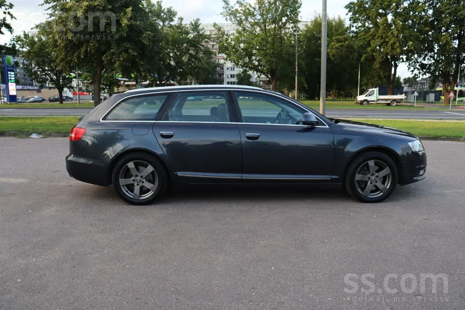 Audi A6 2010 photo 3