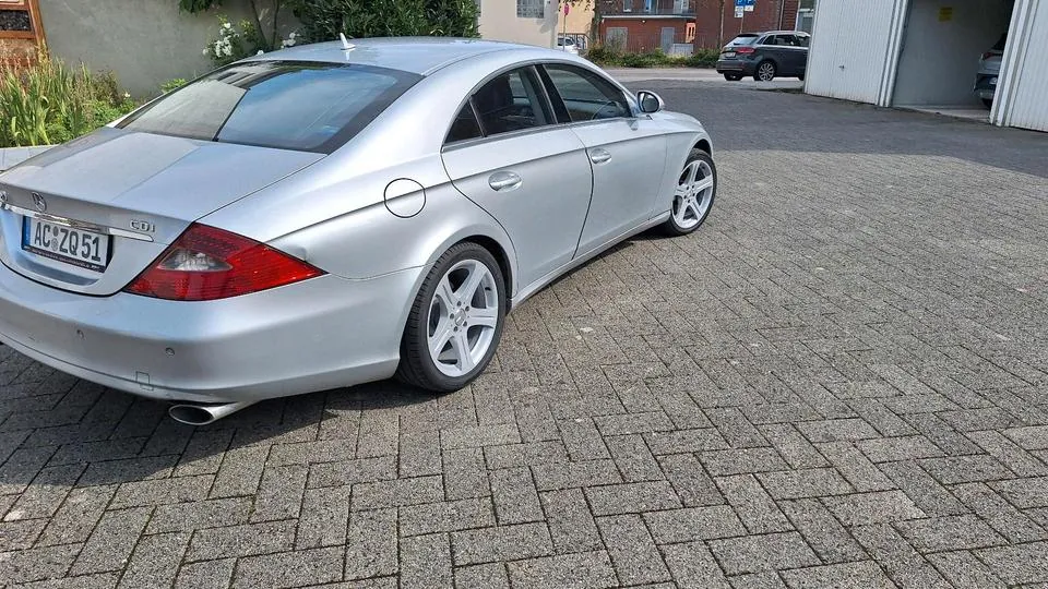 Mercedes-Benz Cls