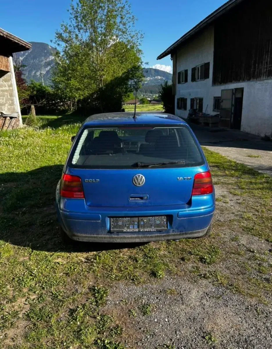 Volkswagen Golf 2002 photo 3